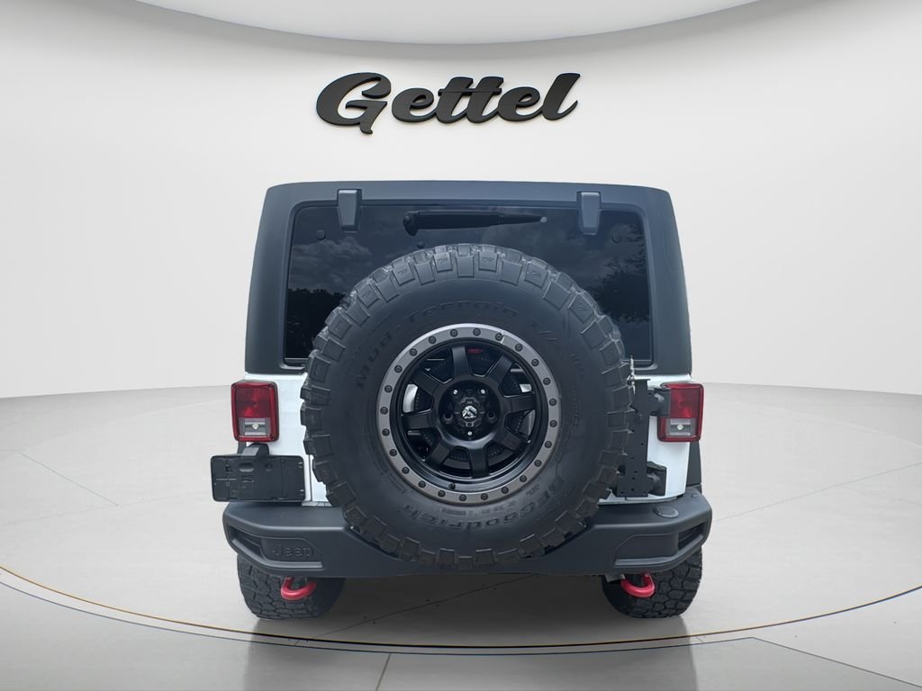 Used 2016 White Jeep Unlimited Rubicon image 6