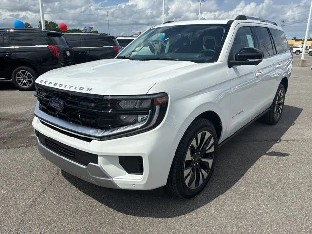 2026 Ford Expedition Platinum 4x4's photo