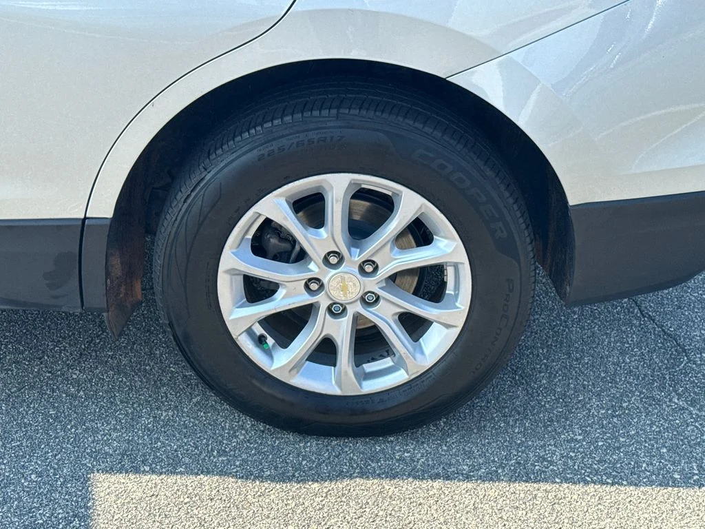 2021 Chevrolet Equinox LT - Photo 19