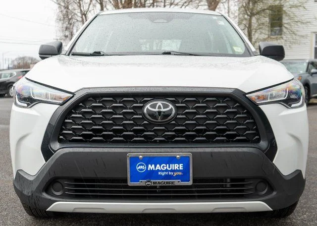 Used 2023 Beige Toyota L image 3