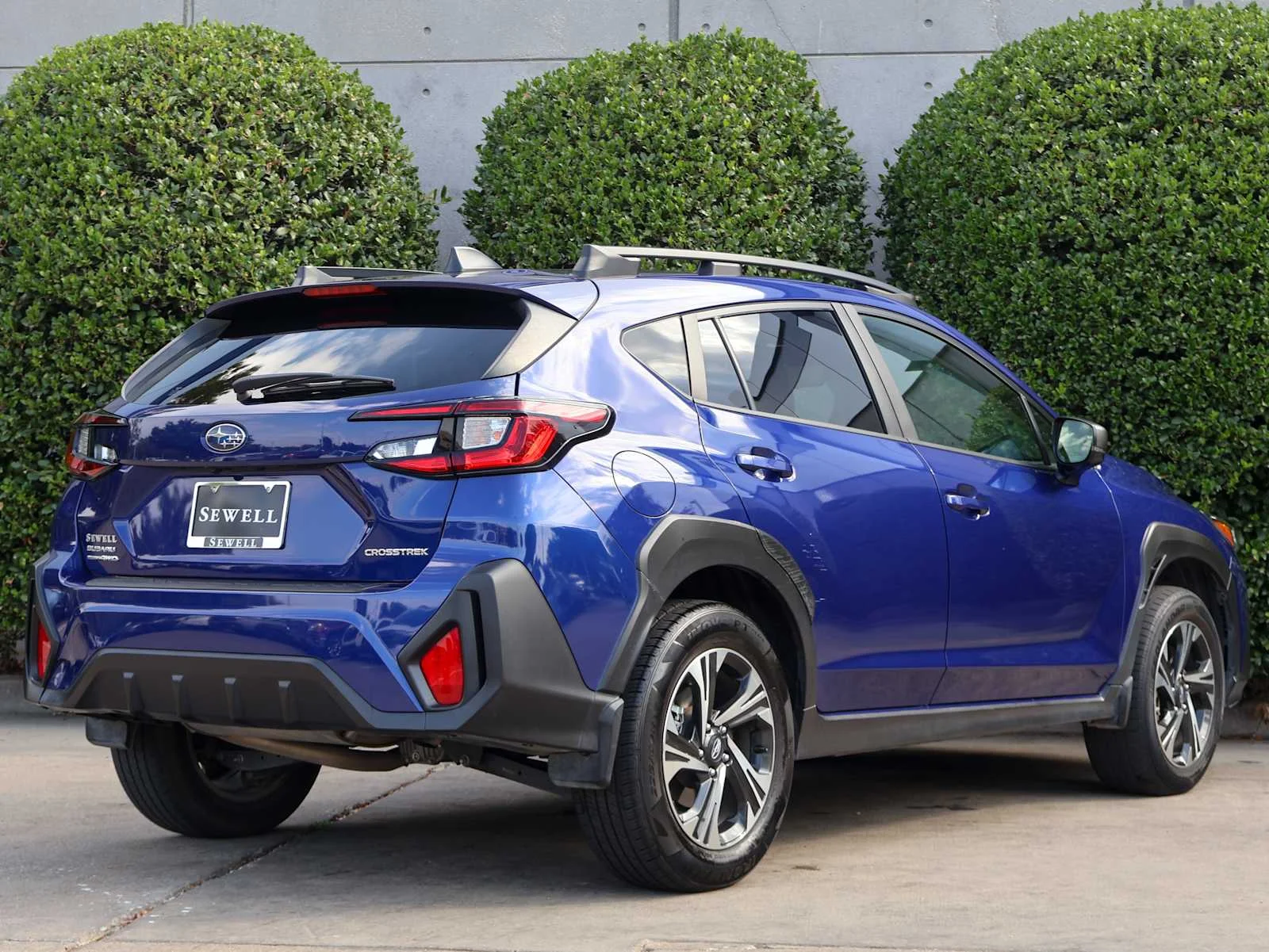 Used 2024 Sapphire Blue Pearl Subaru Premium image 7