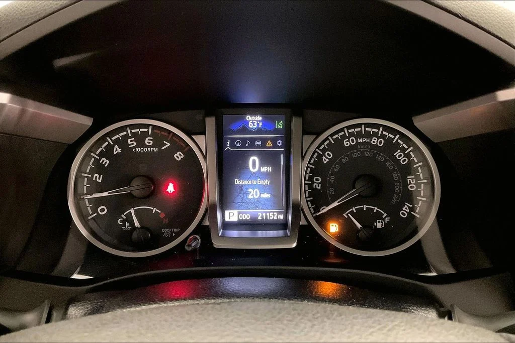 Used 2022 Gray Toyota SR5 image 25