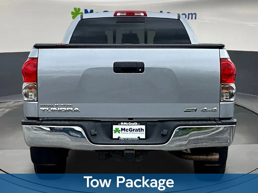 Used 2009 Silver Toyota SR5 image 7