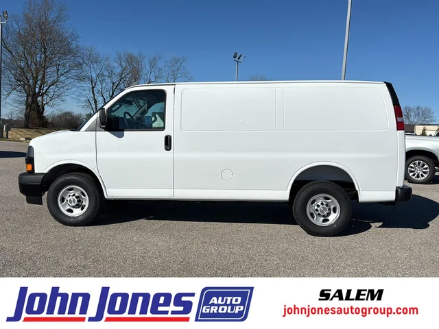 2025 Chevrolet Express 2500 Work Van HD's photo