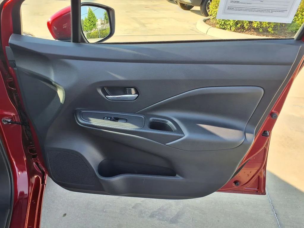 Used 2025 Red Nissan 1.6 SV image 20