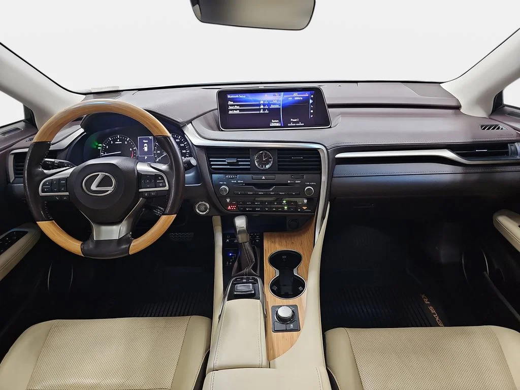 Used 2018 White Lexus 350L image 10