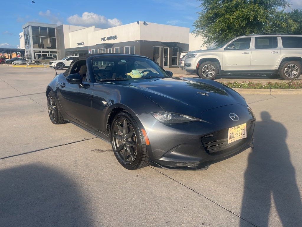 2016 Mazda MX-5 Miata Club's photo