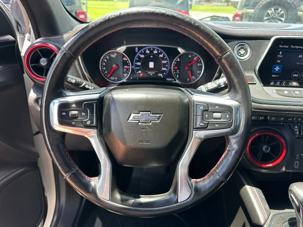 Used 2019 White Chevrolet RS image 49