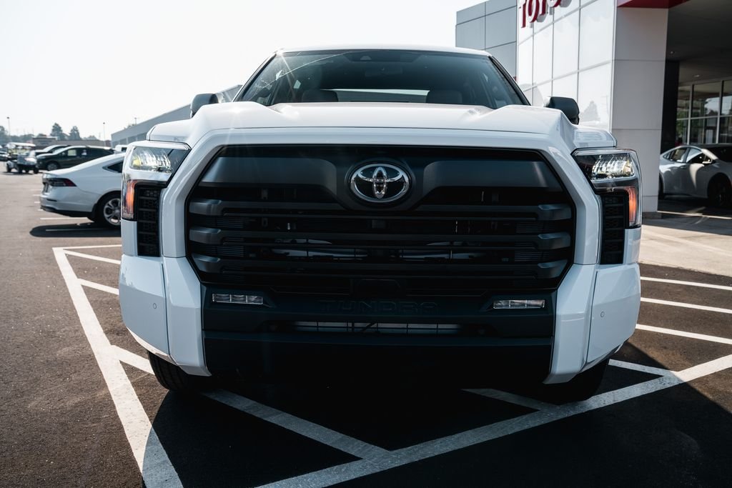 New 2026 Ice Cap Toyota SR5 image 2