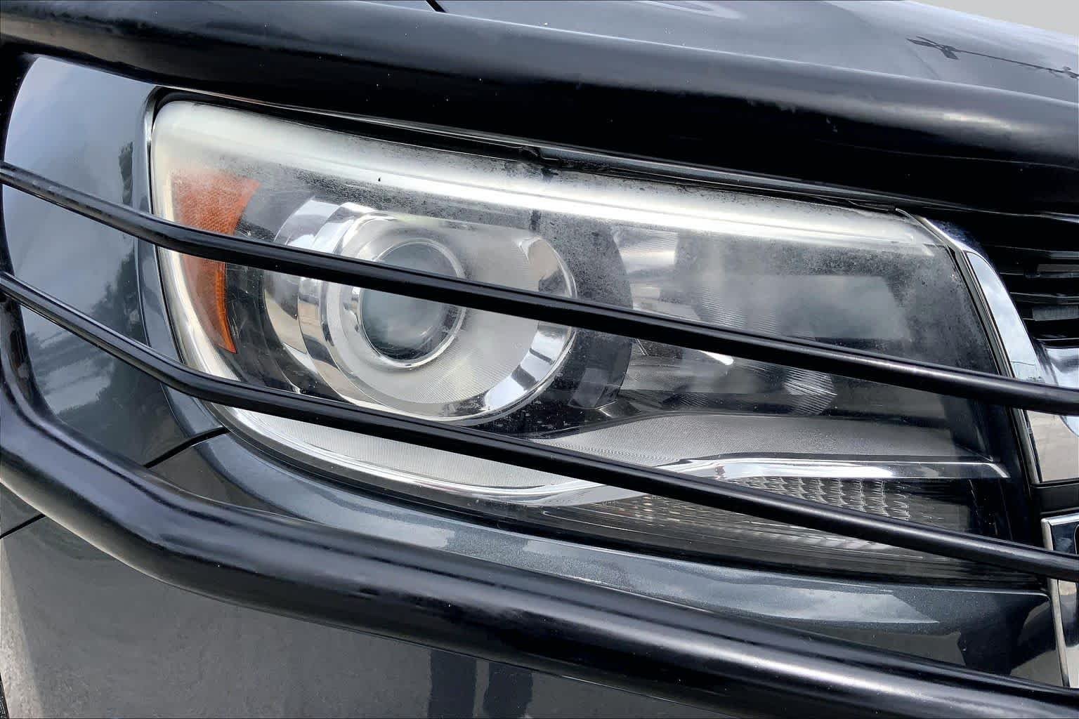 Used 2016 Cyber Gray Metallic Chevrolet 4WD LT image 27