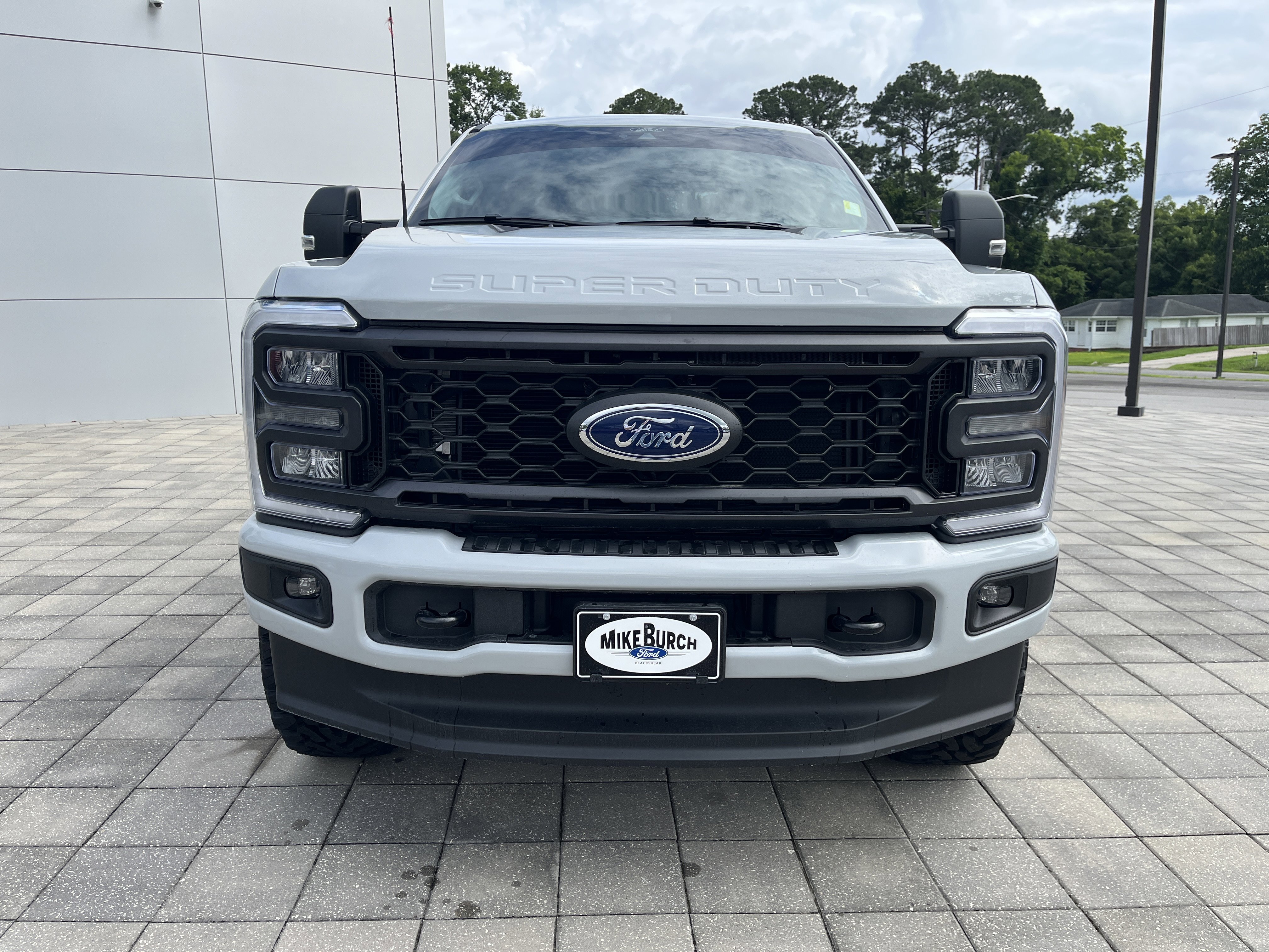 New 2026 Avalanche Ford XL image 9