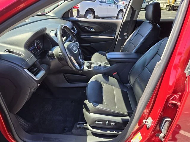 Used 2022 Red GMC SLT image 10
