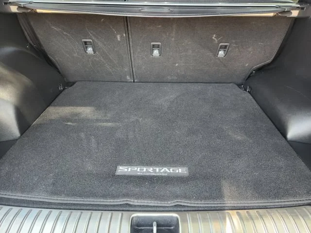 Used 2022 White Kia SX Turbo image 32