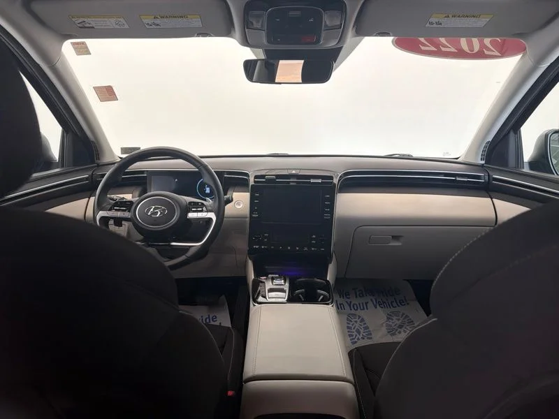 Used 2022 Black Hyundai SEL Convenience image 16