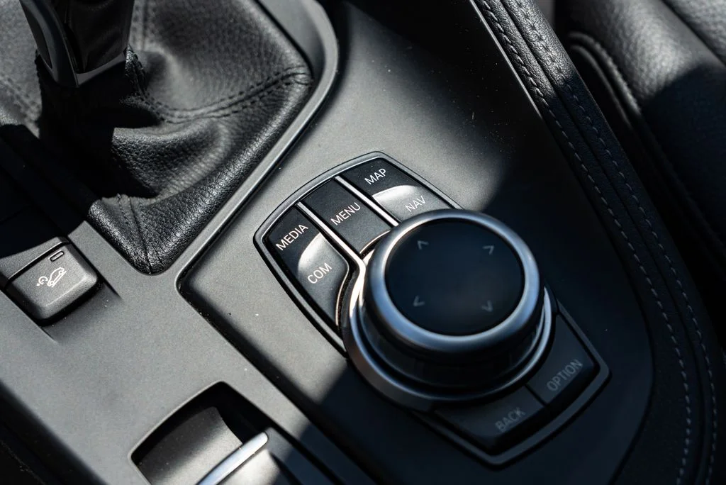Used 2021 Black BMW xDrive28i image 20