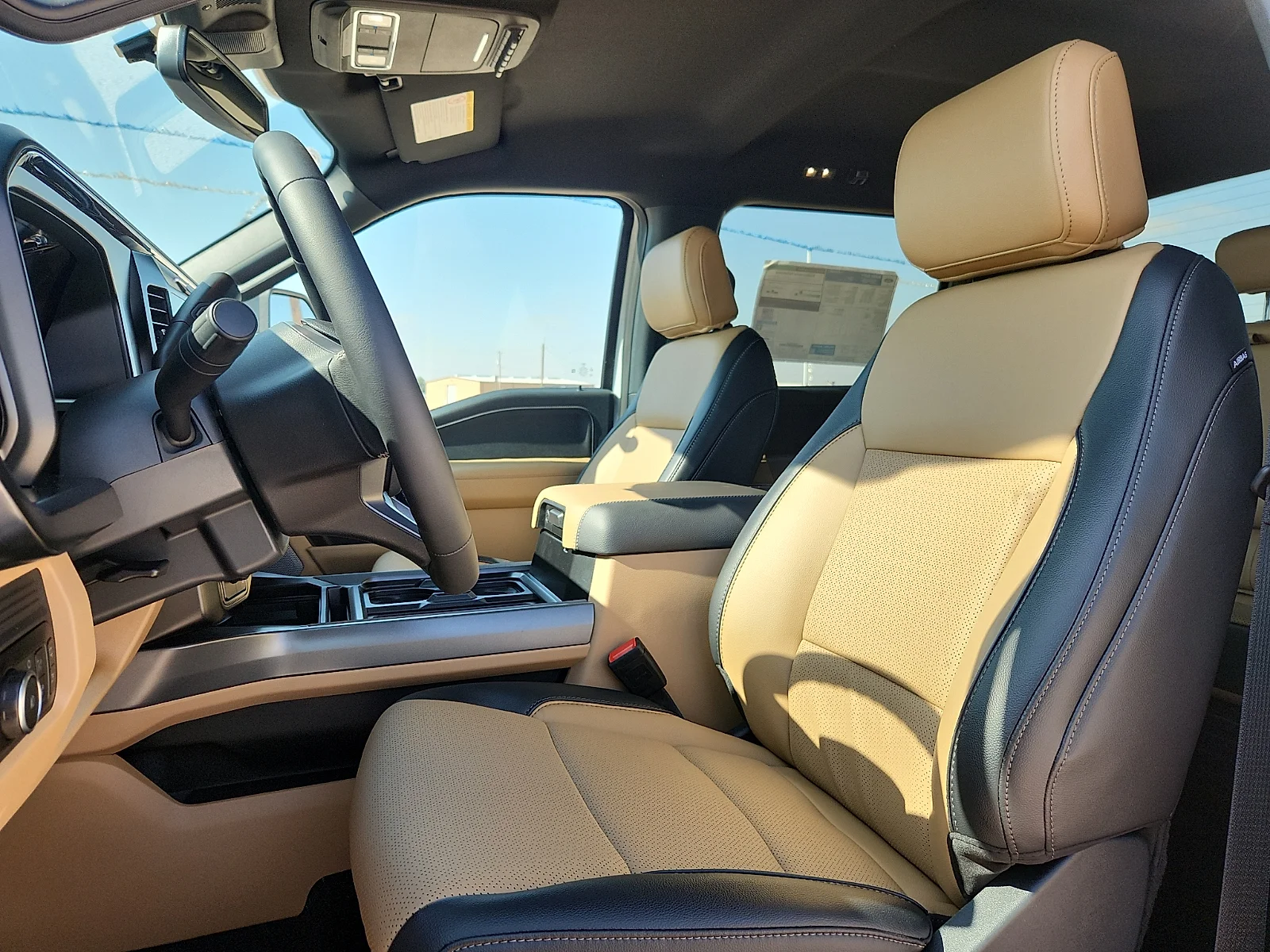 New 2026 Oxford White Ford F-250® Lariat® image 17