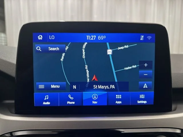 Used 2020 Silver Ford SE image 21