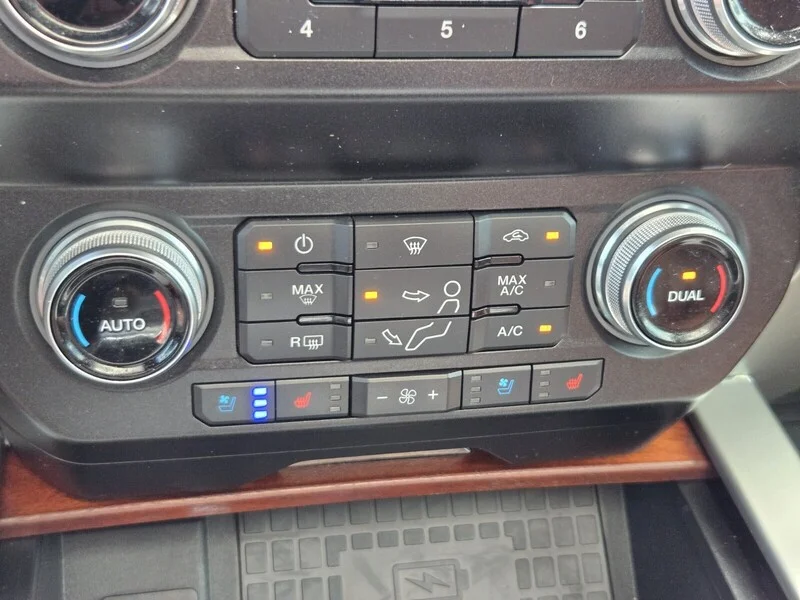 Used 2020 BLACK FORD KING RANCH 4WD CREW CAB 6.75
