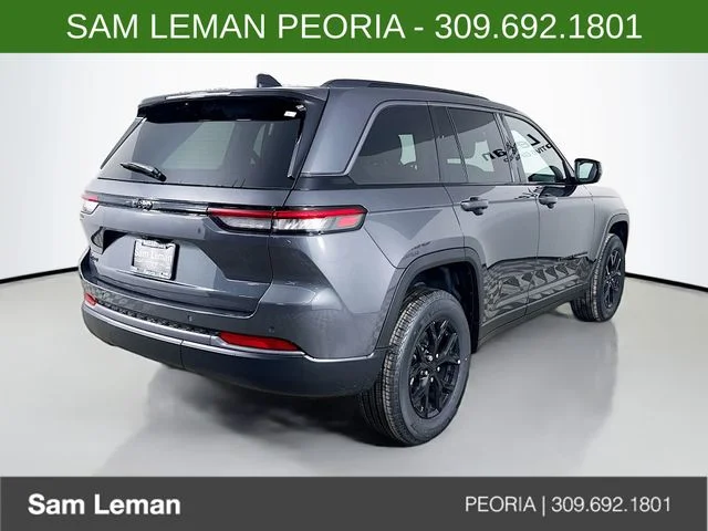 New 2026 Gray Jeep Altitude image 7