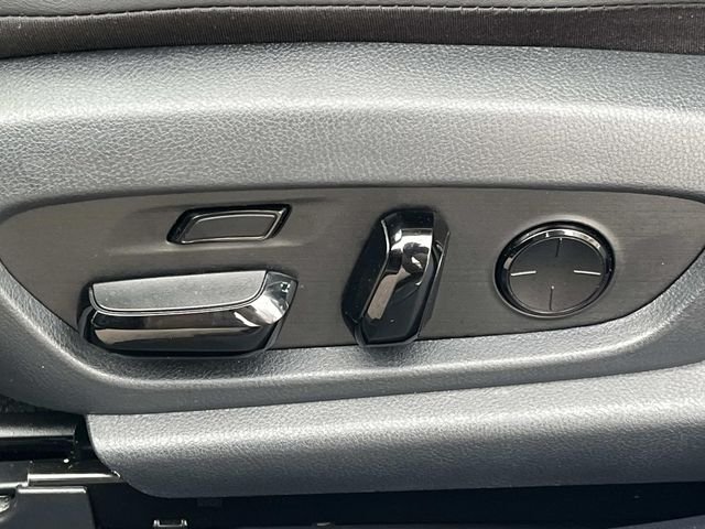 2024 Lexus ES 350 Ultra Luxury - Photo 32