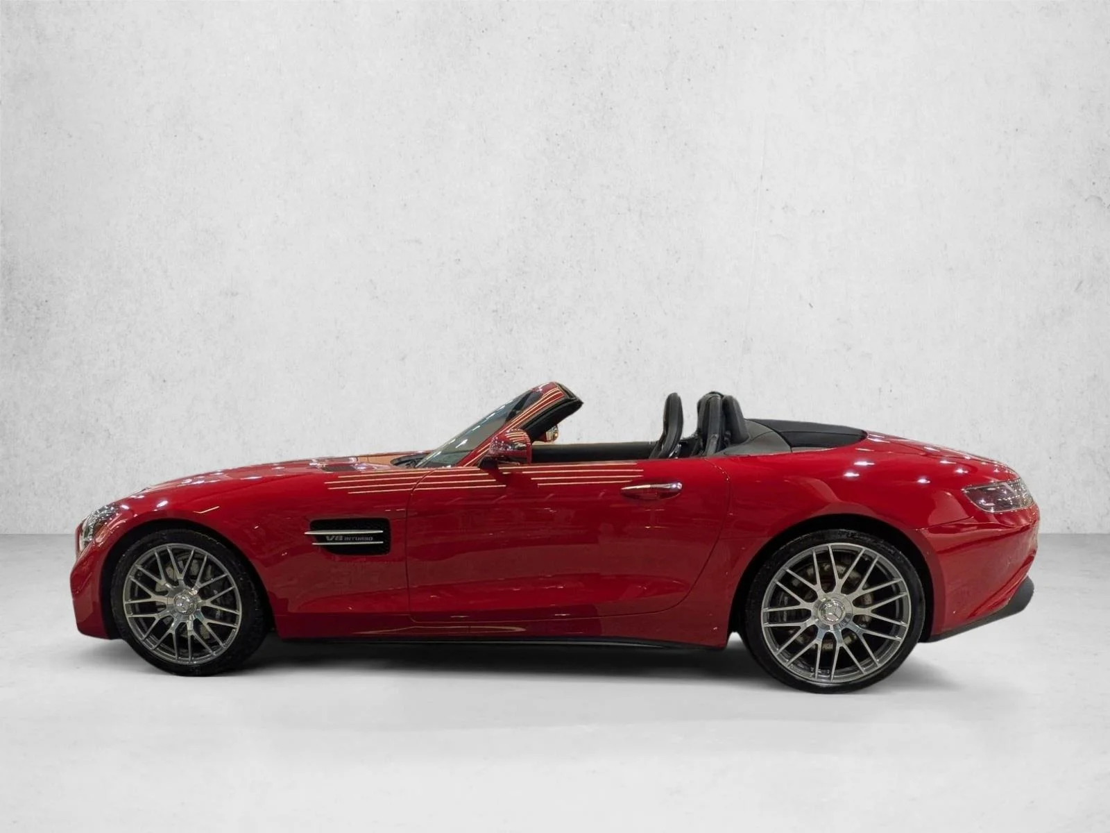 Used 2020 Jupiter Red Mercedes-Benz AMG® GT image 9