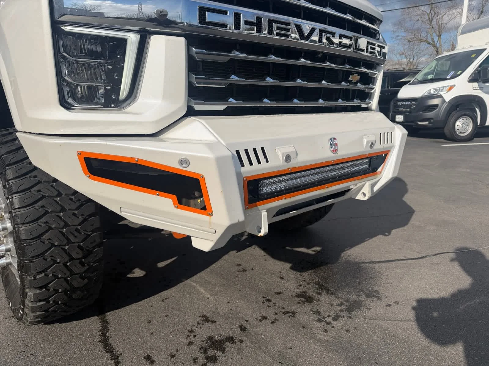 Used 2022 Iridescent Pearl Tricoat Chevrolet LTZ image 17