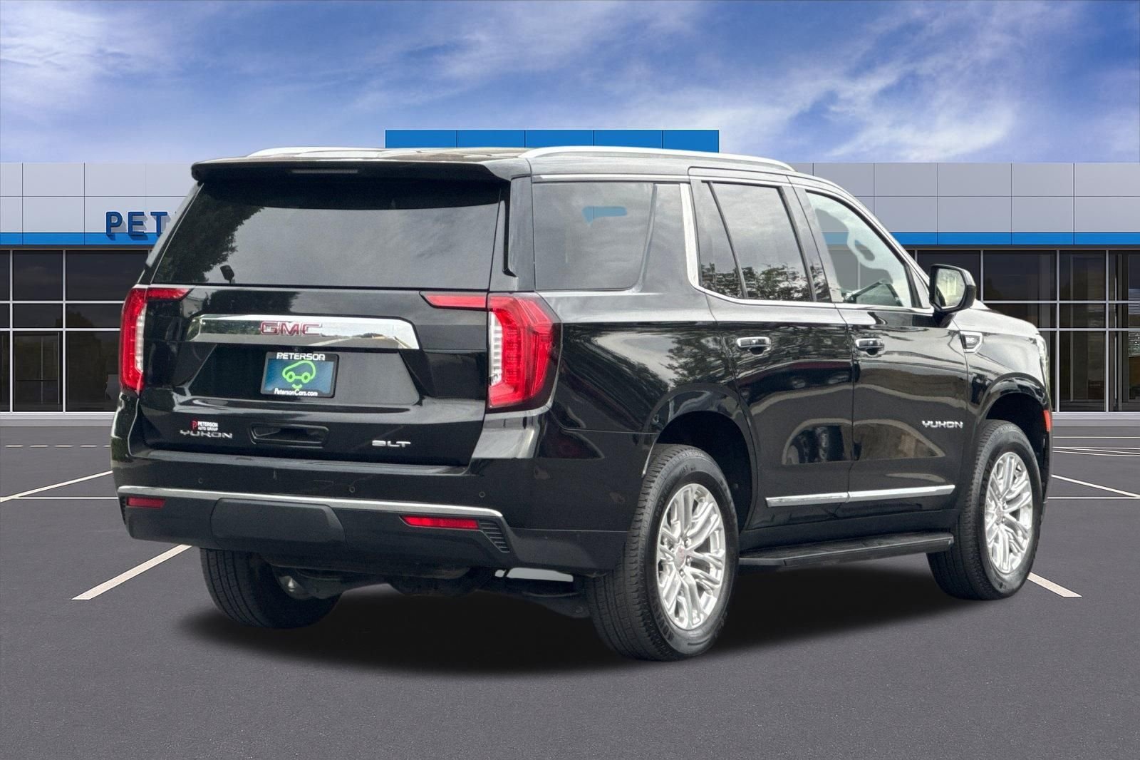 Used 2023 Black GMC SLT image 4
