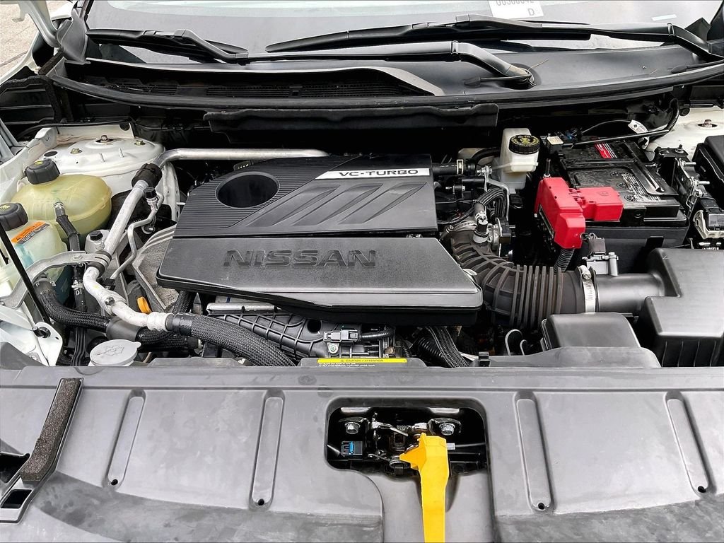 Used 2023 Pearl White Nissan SL image 30