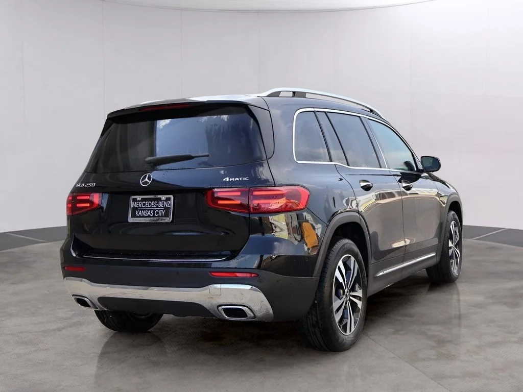 2025 Mercedes-Benz GLB Base - Photo 7