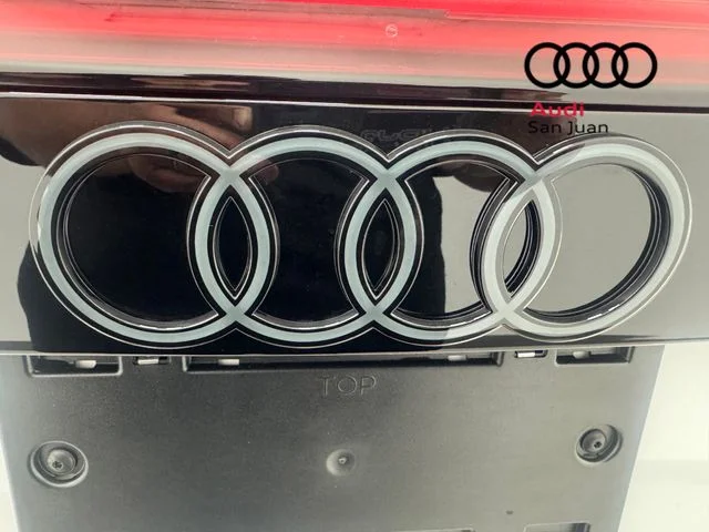 New 2026 White Audi 4.0T Prestige image 12