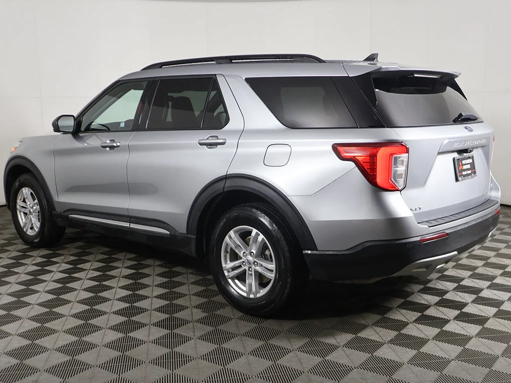 Used 2022 Silver Ford XLT image 13