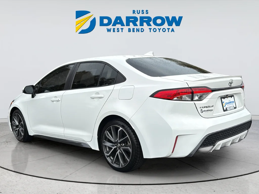 Used 2021 White Toyota SE image 5