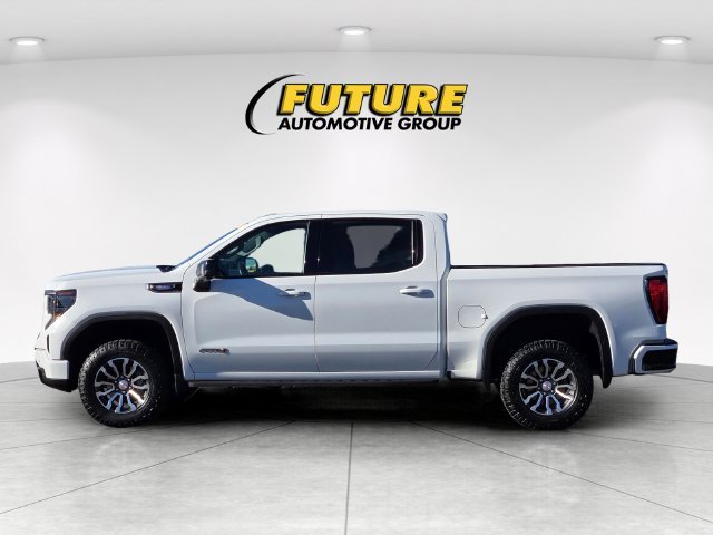 Used 2023 White GMC AT4 image 7