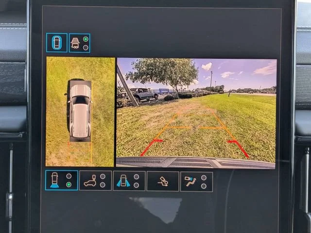 New 2026 Sterling Metallic GMC AT4 Ultimate image 24