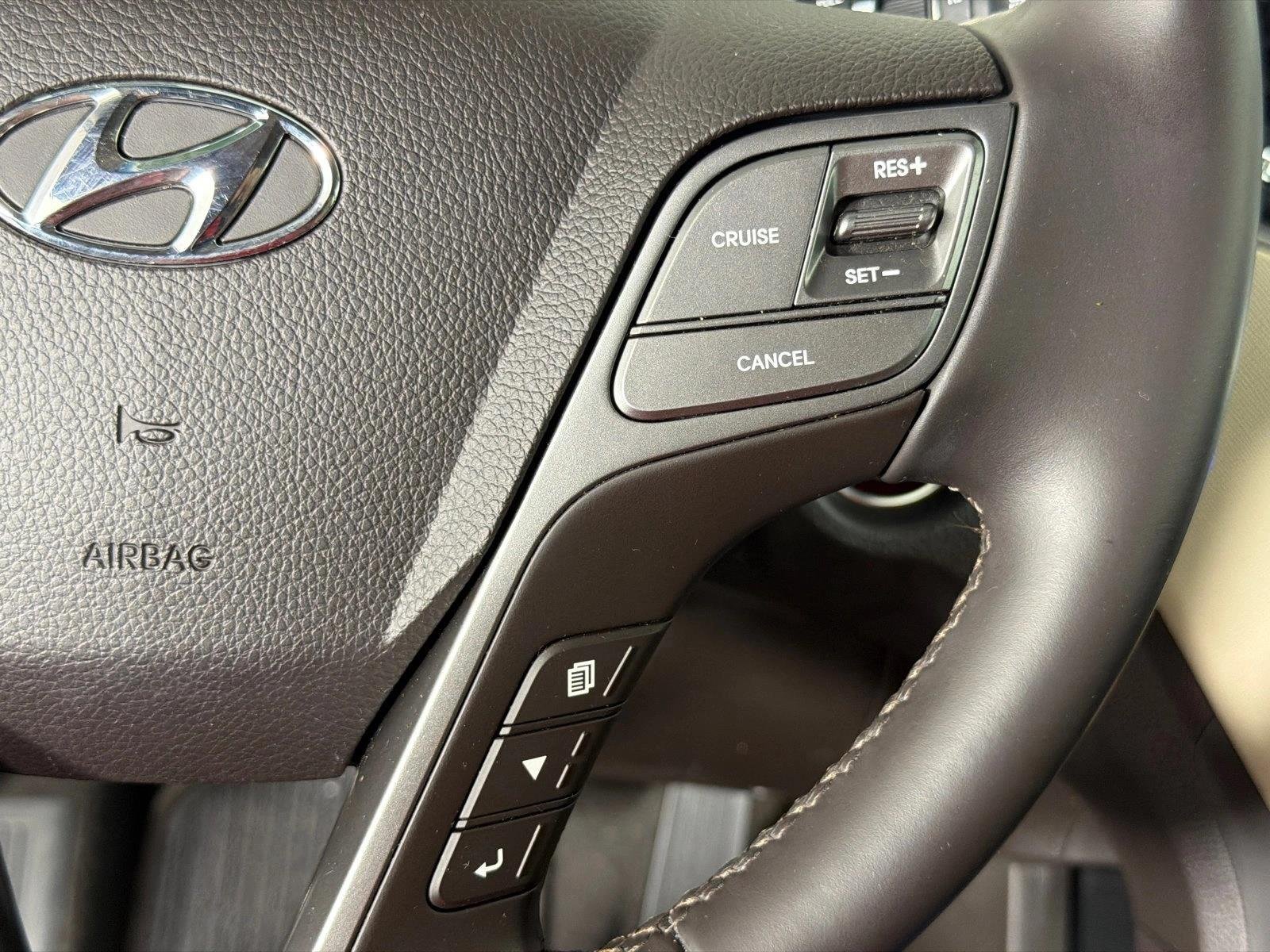 Used 2017 Storm Blue Hyundai SE image 26
