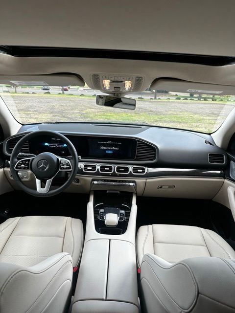 Used 2020 Blue Mercedes-Benz GLE 350 image 32