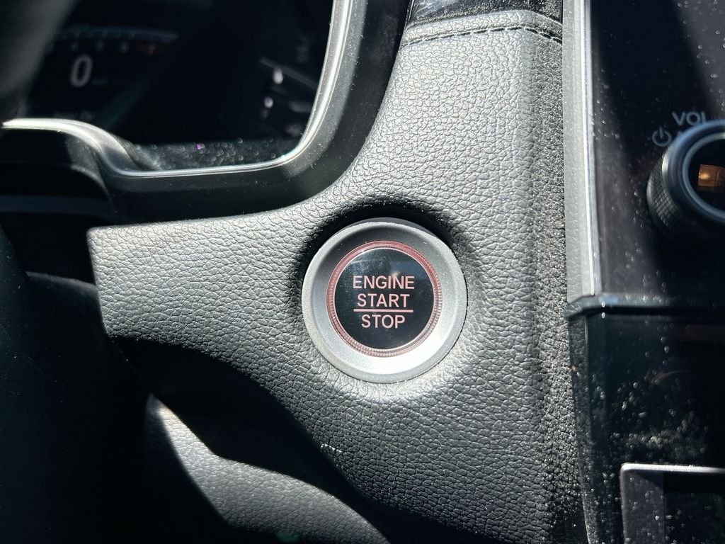 Used 2021  Honda Touring image 21