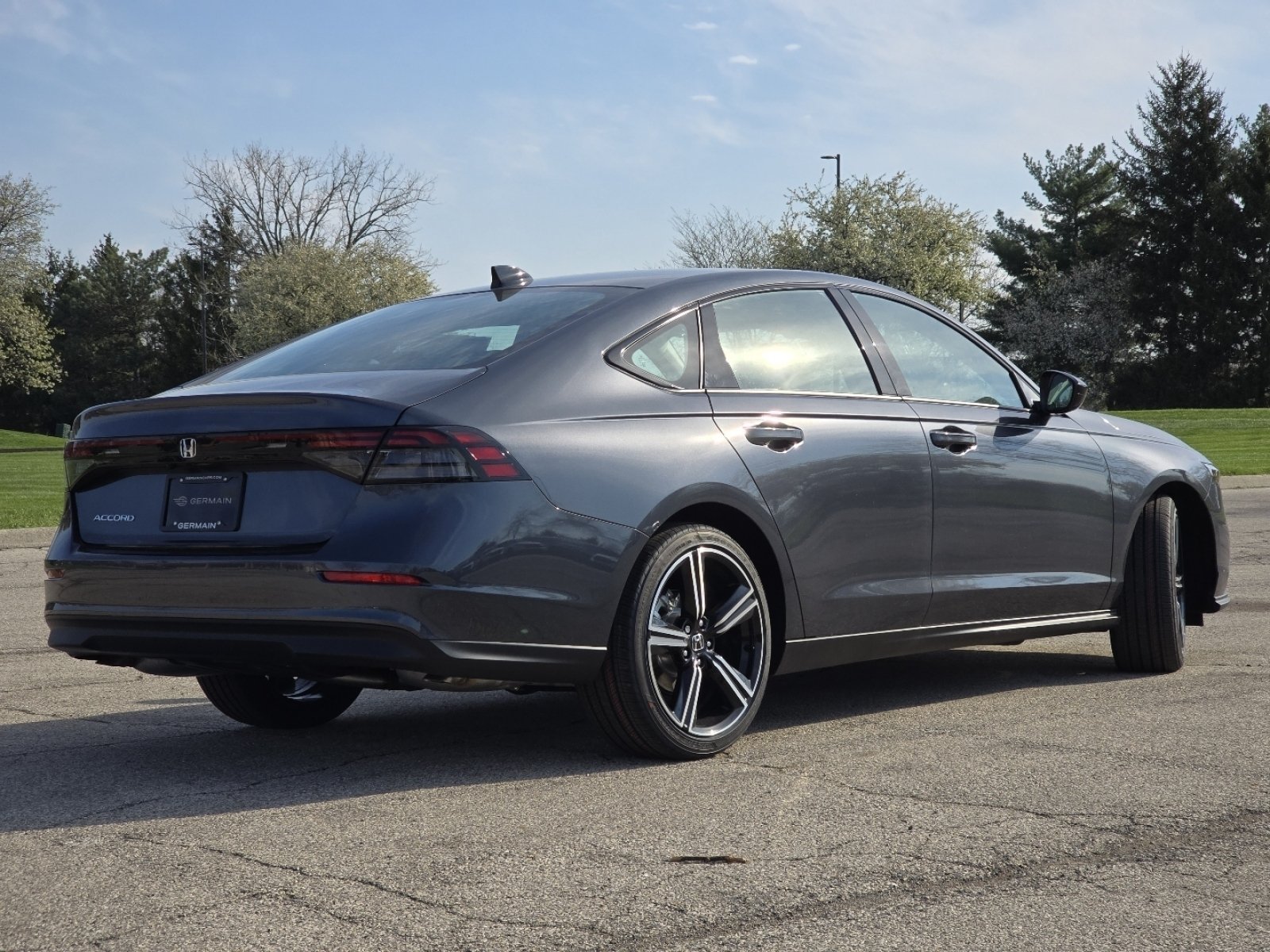 New 2026 Meteorite Gray Metallic Honda SE image 16