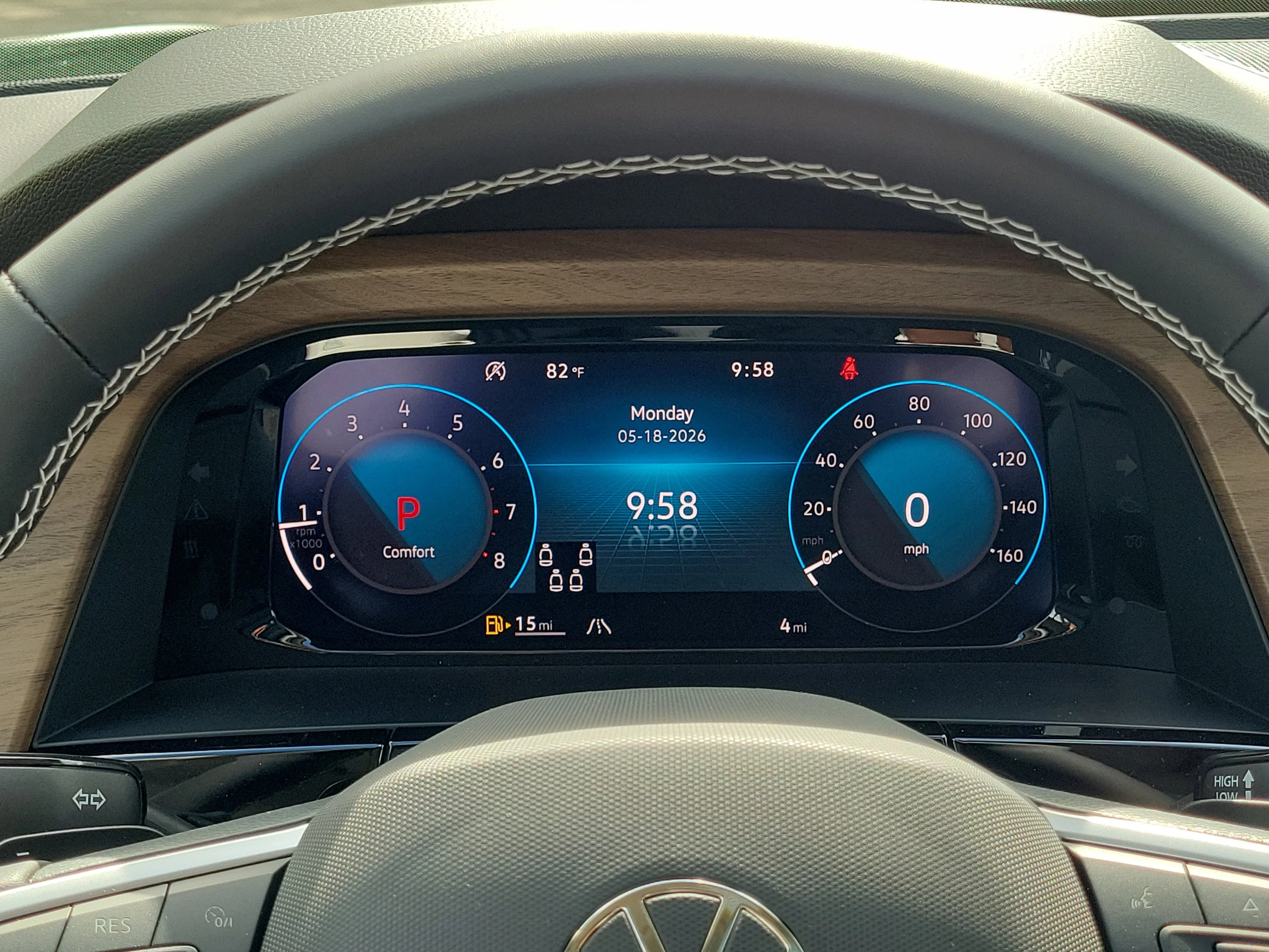 New 2026 White Volkswagen 2.0T SE w/Technology image 23