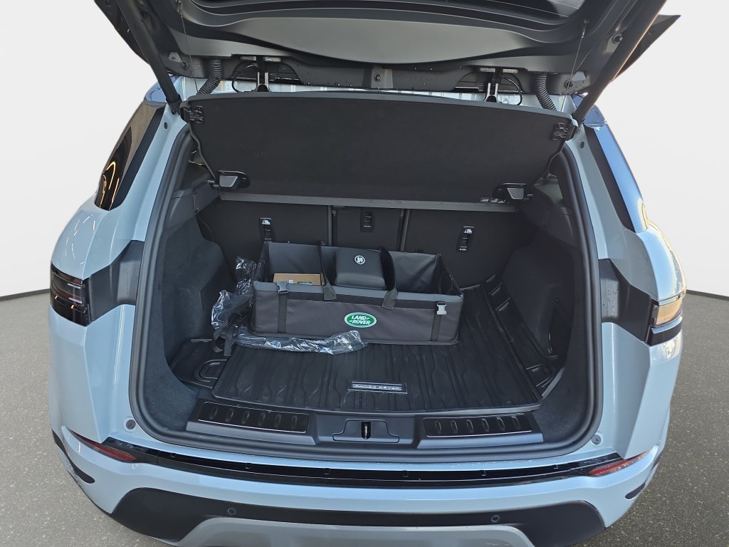 New 2026 Arroios Grey Land Rover S image 10