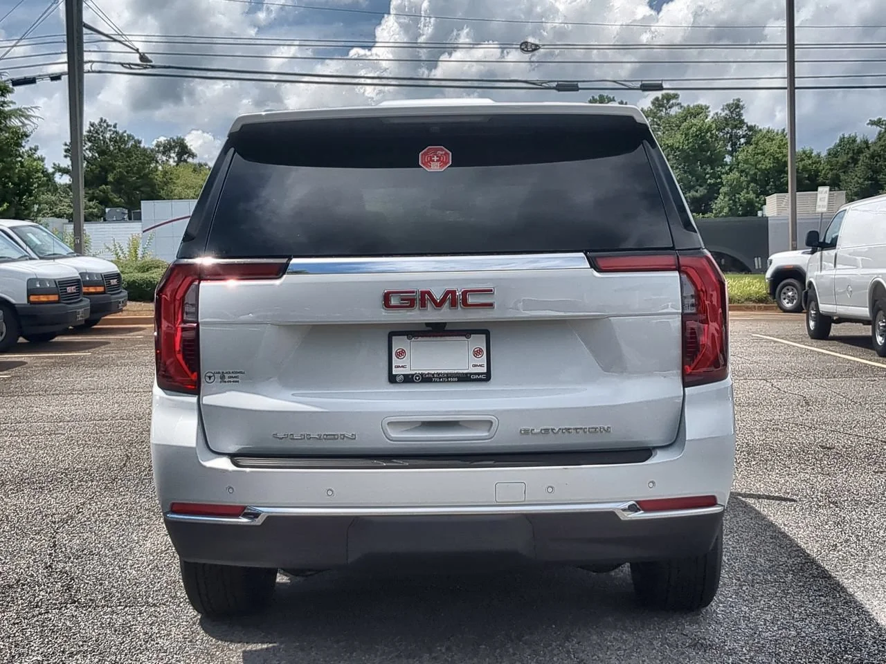 New 2026 Summit White GMC Elevation image 7