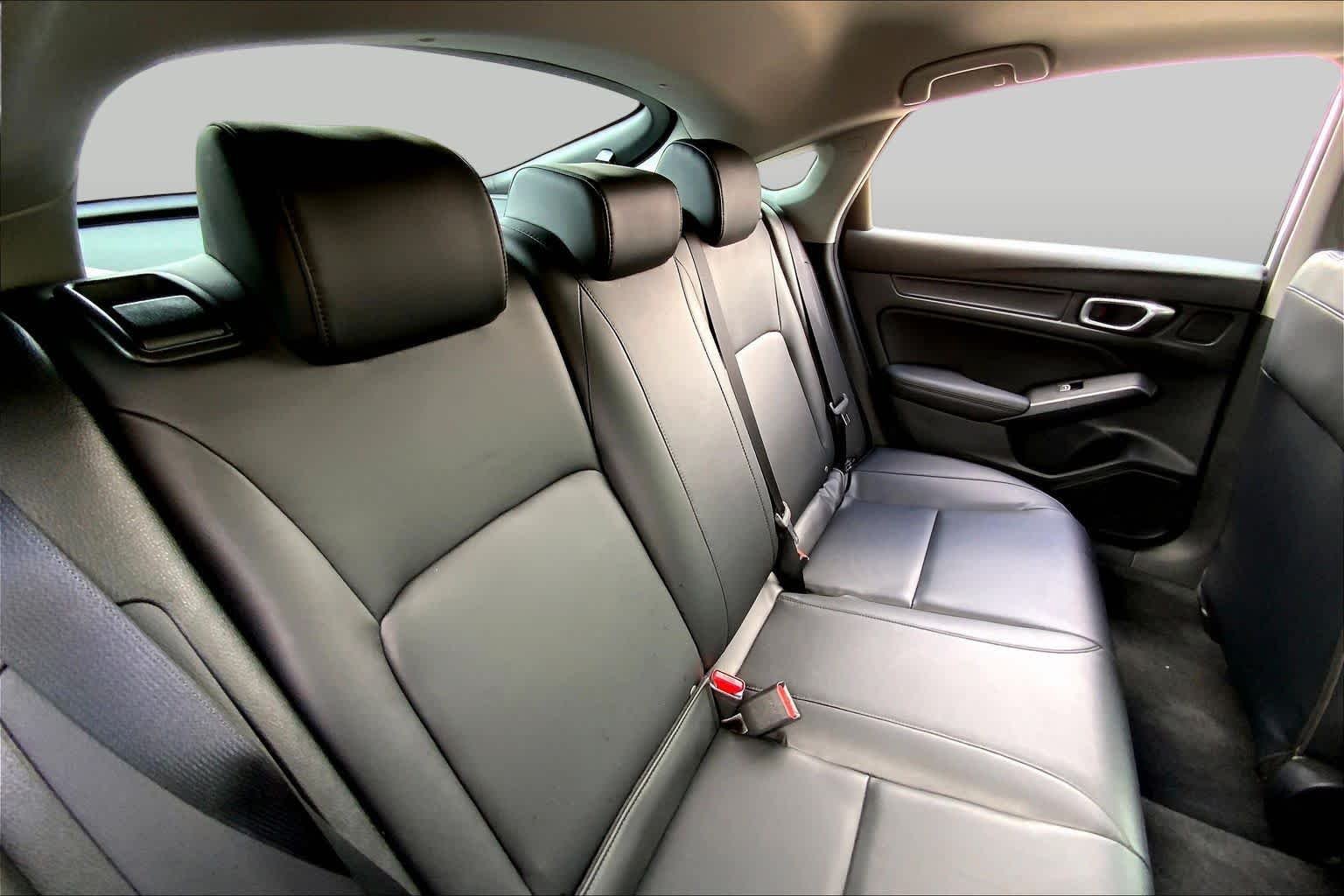 Used 2023 Platinum White Pearl Acura  image 18