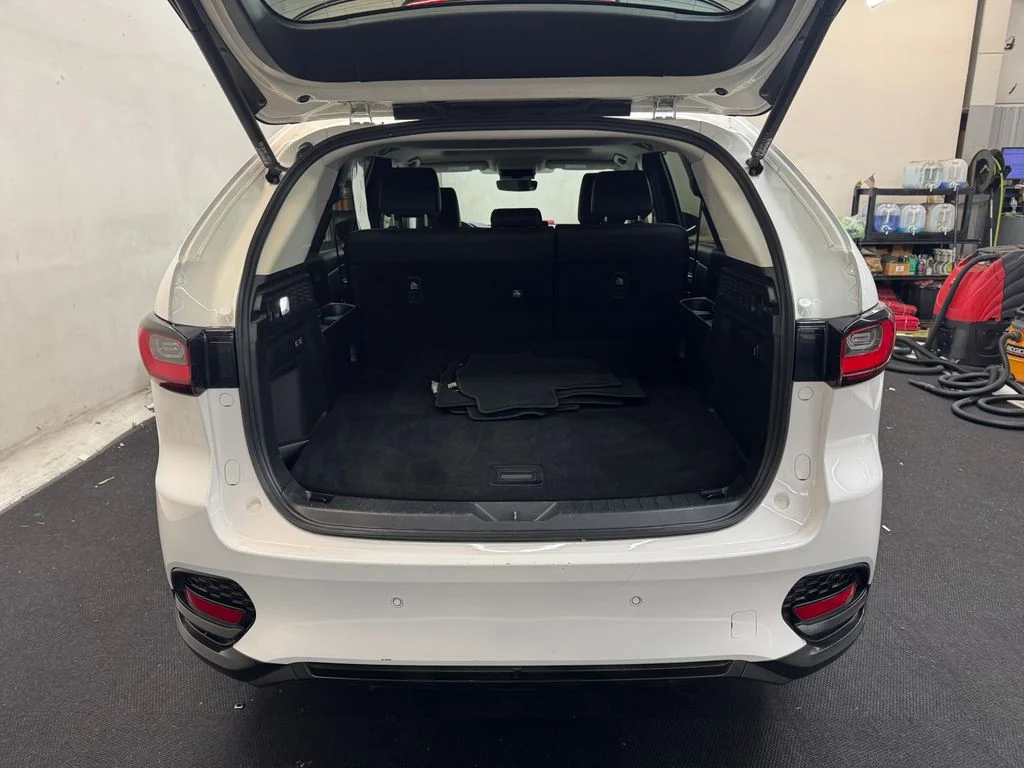 Used 2025 White Mazda 3.3 Turbo Preferred 3.3 Turbo Preferred Package image 6