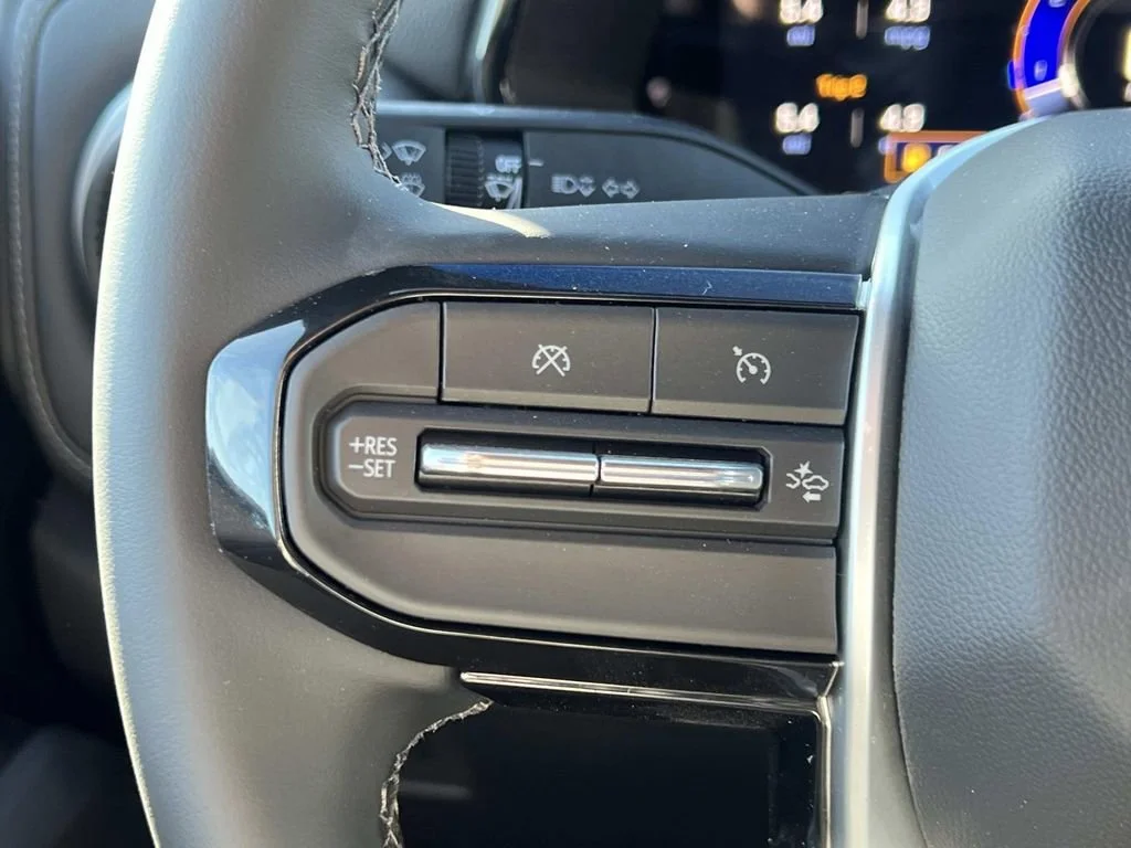 New 2026 Summit White Chevrolet LT image 21