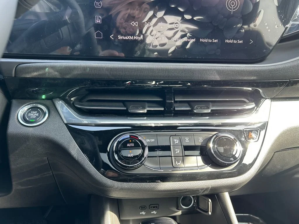 2026 Buick Envista Sport Touring - Photo 26