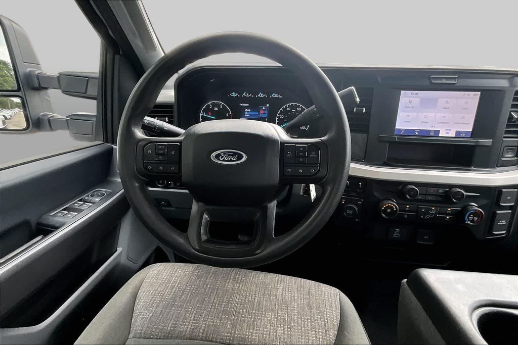 Used 2025 White Ford XLT image 6