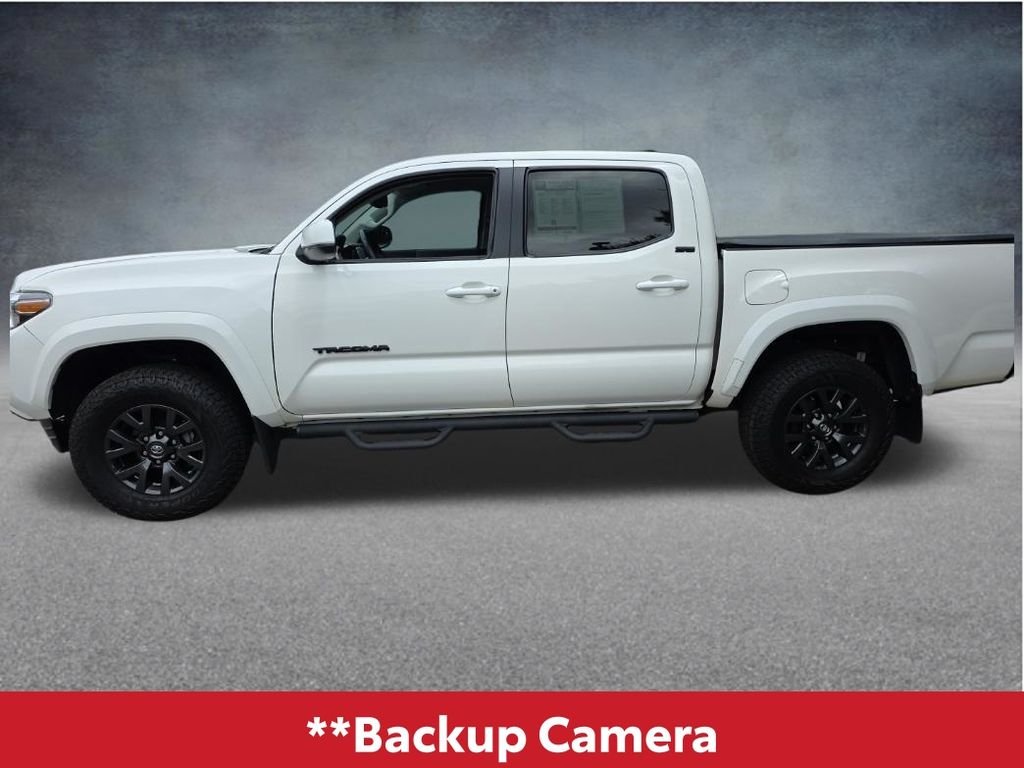 Used 2021 White Toyota SR5 image 3