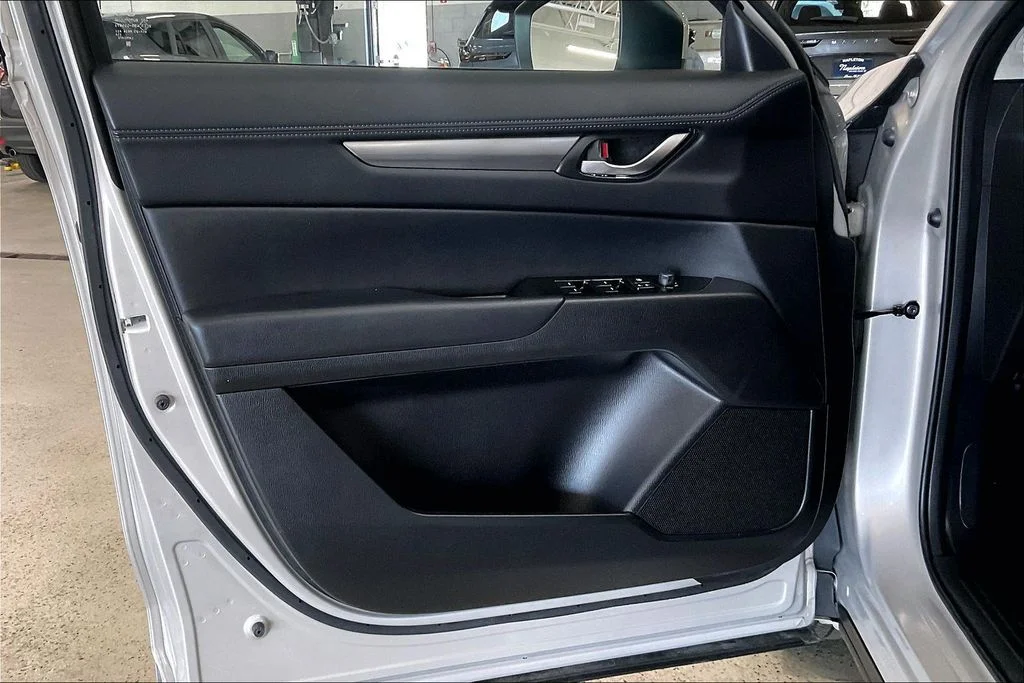 Used 2025 Silver Mazda 2.5 S Preferred Package image 23