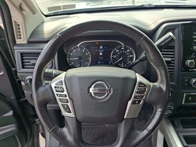 Used 2022 Gray Nissan SV image 19
