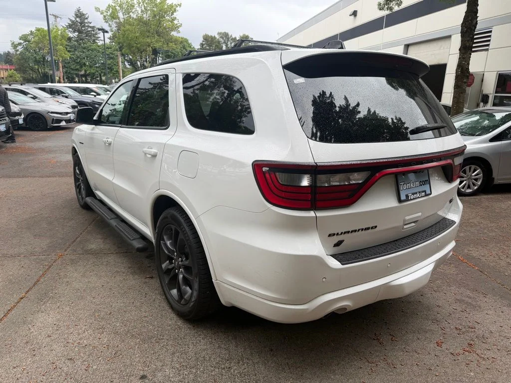 Used 2024 White Knuckle Clearcoat Dodge R/T Plus image 6